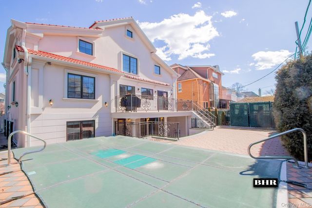 4094 Ocean Avenue, Brooklyn, NY 11235