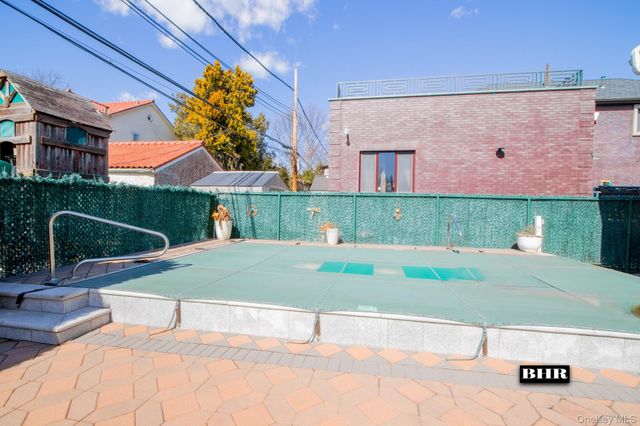 4094 Ocean Avenue, Brooklyn, NY 11235