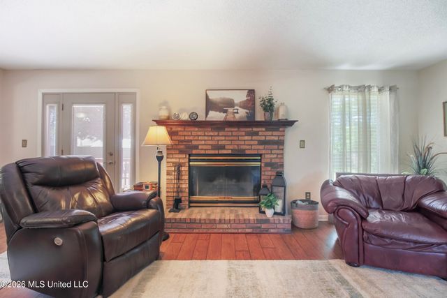 9388 W Oaklawn Road, Biloxi, MS 39532