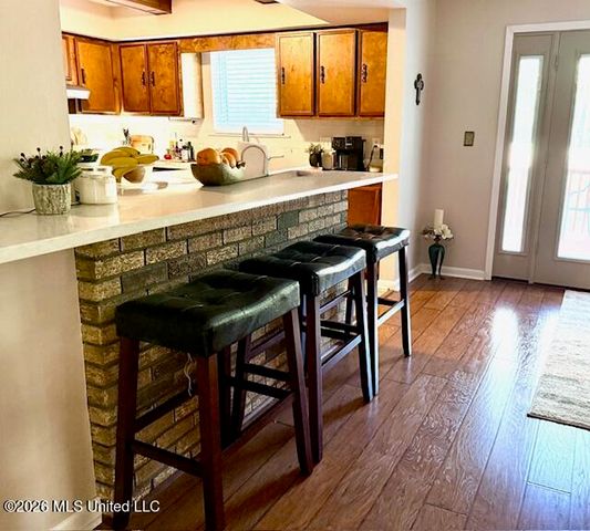 9388 W Oaklawn Road, Biloxi, MS 39532