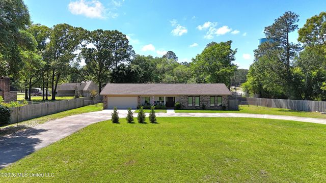 9388 W Oaklawn Road, Biloxi, MS 39532