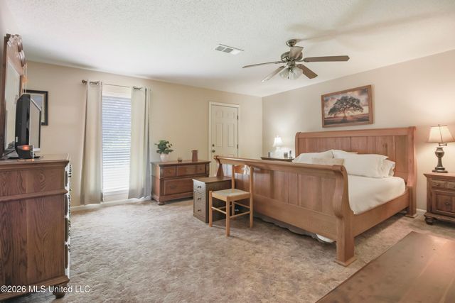 9388 W Oaklawn Road, Biloxi, MS 39532