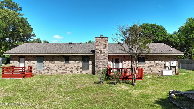 9388 W Oaklawn Road, Biloxi, MS 39532