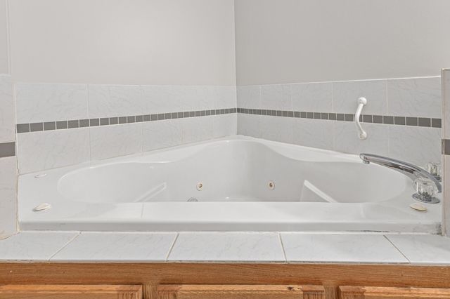 9615 Foley Boulevard NW, Coon Rapids, MN 55433