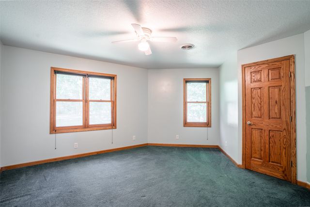 4683 Legion Street 80, Newton, IA 50208