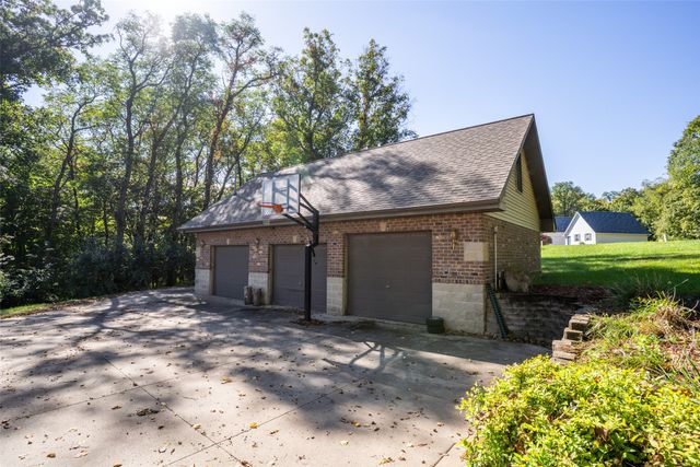 4683 Legion Street 80, Newton, IA 50208