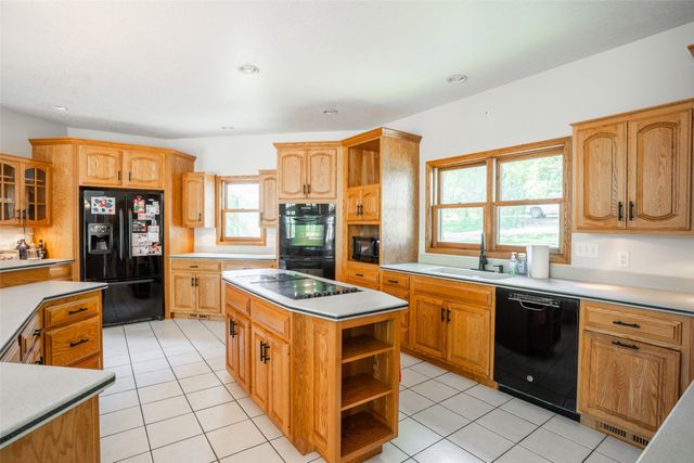 4683 Legion Street 80, Newton, IA 50208