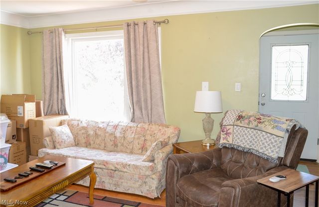1081 Argonne Road, South Euclid, OH 44121
