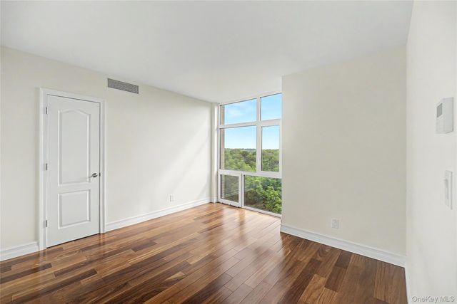65-18 Austin Streets 7H, Rego Park, NY 11374