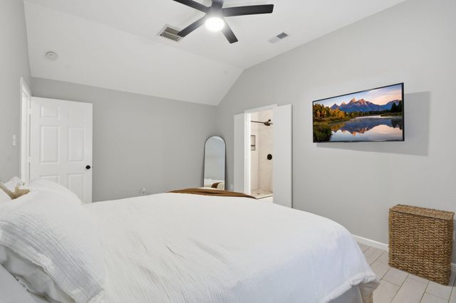 1910 Hunnington Drive, Conroe, TX 77303