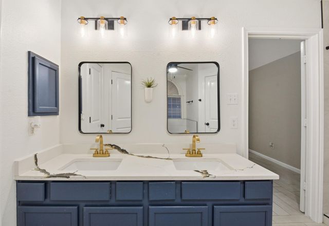 1910 Hunnington Drive, Conroe, TX 77303