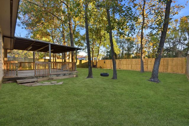 1910 Hunnington Drive, Conroe, TX 77303