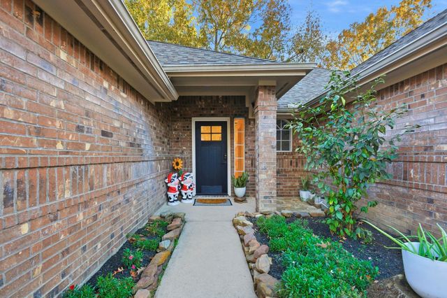 1910 Hunnington Drive, Conroe, TX 77303