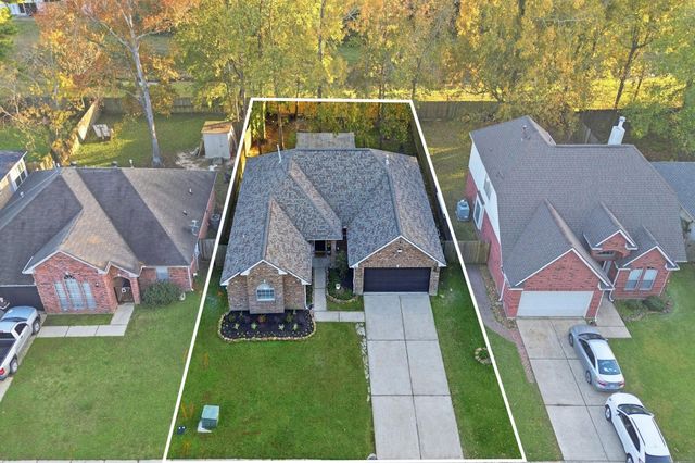 1910 Hunnington Drive, Conroe, TX 77303