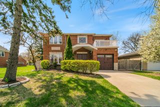 701 OAKTON Street, Park Ridge, IL 60068