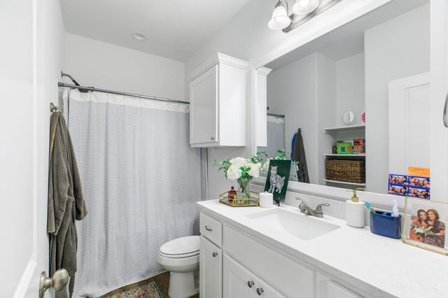 561 Momma Bear Drive, College Station, TX 77845