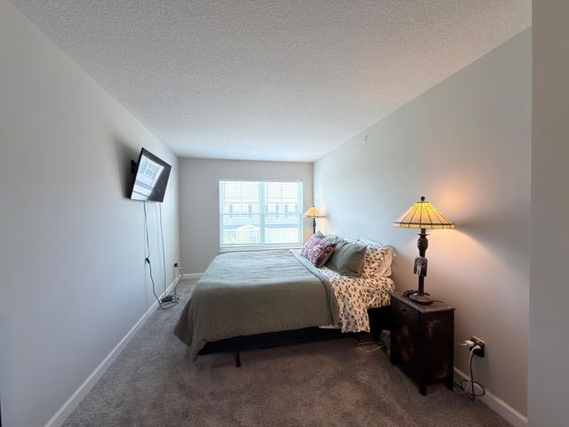 10518 Weston Way N, Maple Grove, MN 55369