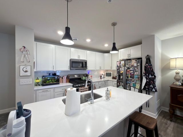 10518 Weston Way N, Maple Grove, MN 55369
