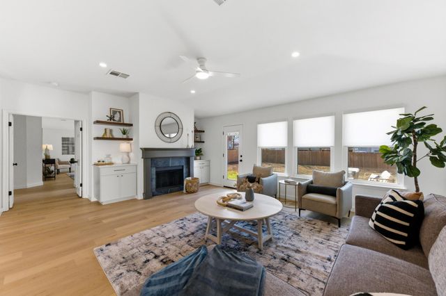 4125 Licorice LN, Austin, TX 78728