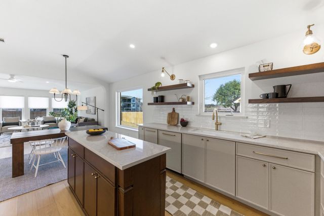 4125 Licorice LN, Austin, TX 78728