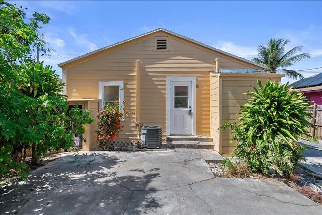 1011 22nd Street, West Palm Beach, FL 33407