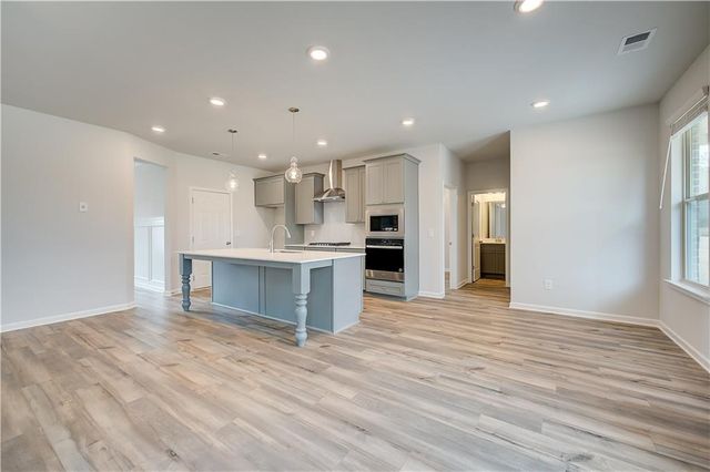 166 Haverling Pass, Hampton, GA 30228