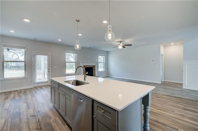 166 Haverling Pass, Hampton, GA 30228