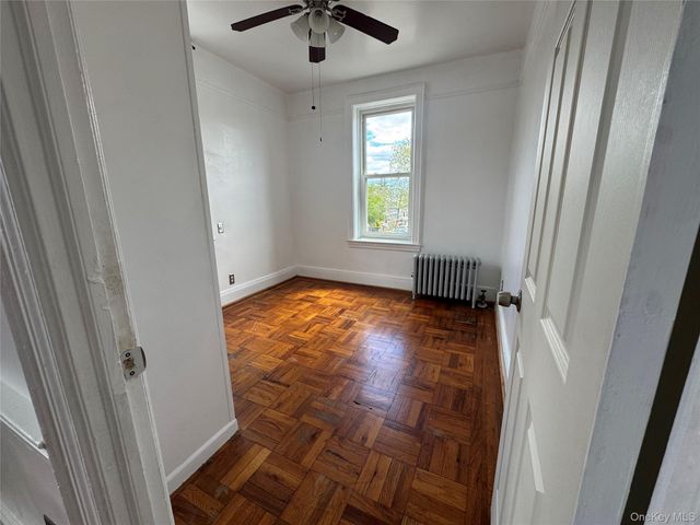 7438 Jamaica Avenue, Woodhaven, NY 11421