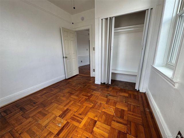 7438 Jamaica Avenue, Woodhaven, NY 11421