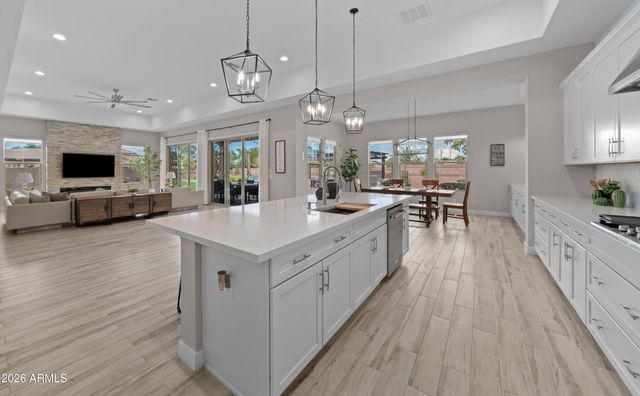 3901 S BUCKSKIN Way, Chandler, AZ 85286
