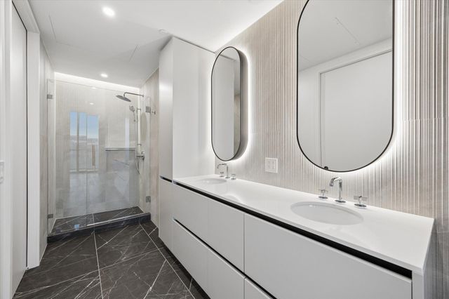 610 Davis ST 3806, Austin, TX 78701