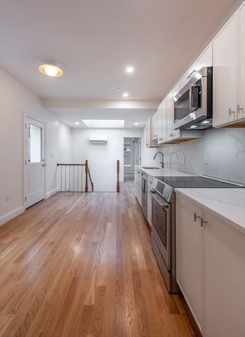 43 Bowdoin 2R, Boston, MA 02114