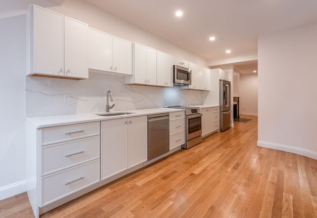 43 Bowdoin 2R, Boston, MA 02114