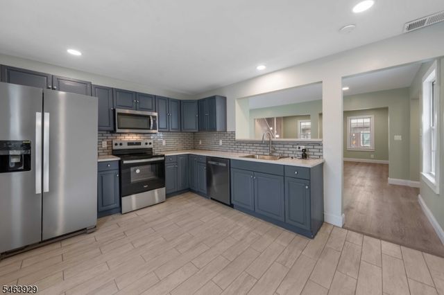 29 South St, Manville Boro, NJ 08835