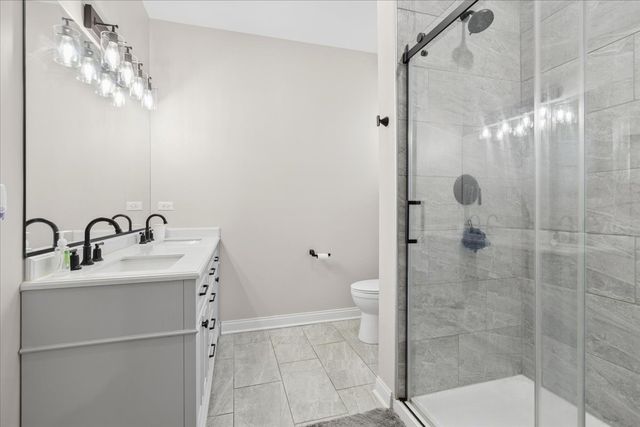 1112 S 3rd Avenue, Maywood, IL 60153