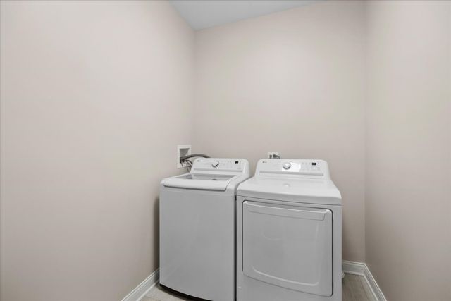 1112 S 3rd Avenue, Maywood, IL 60153