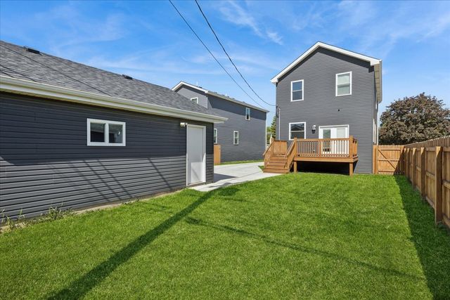 1112 S 3rd Avenue, Maywood, IL 60153