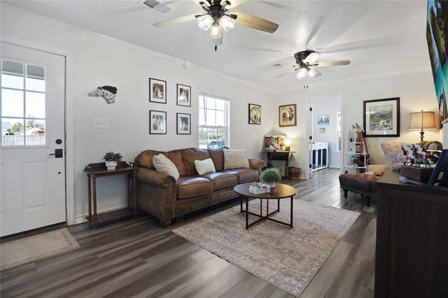 271 E Houston Street, Van Alstyne, TX 75495