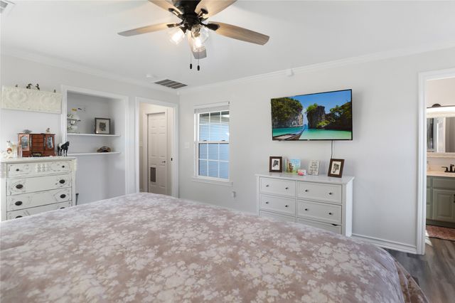 271 E Houston Street, Van Alstyne, TX 75495