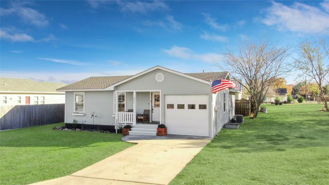 271 E Houston Street, Van Alstyne, TX 75495