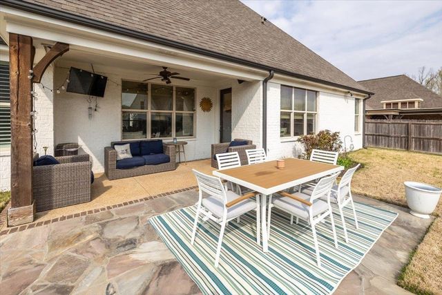 608 CYPRESS RUN CV, Collierville, TN 38017