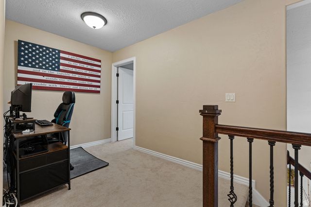 327 E NECHATEL DR, Draper, UT 84020