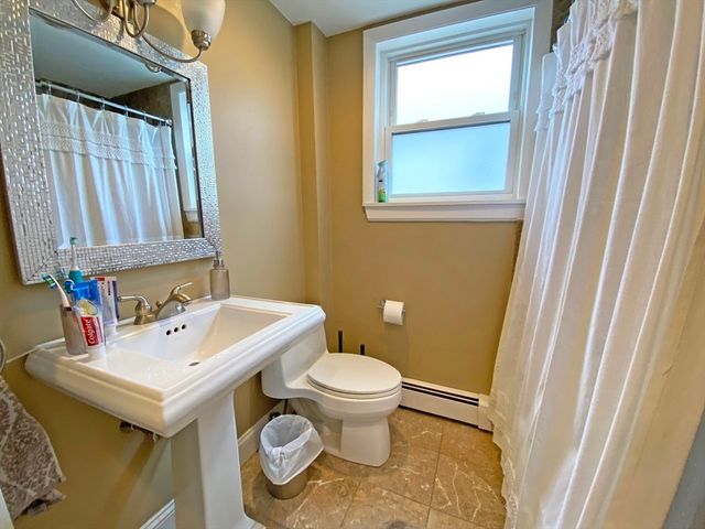 15 Underwood Park 2, Waltham, MA 02453