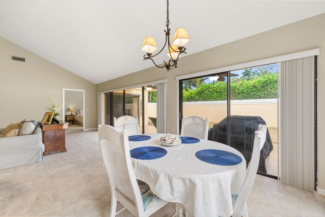 125 Beach Summit Court, Jupiter, FL 33477
