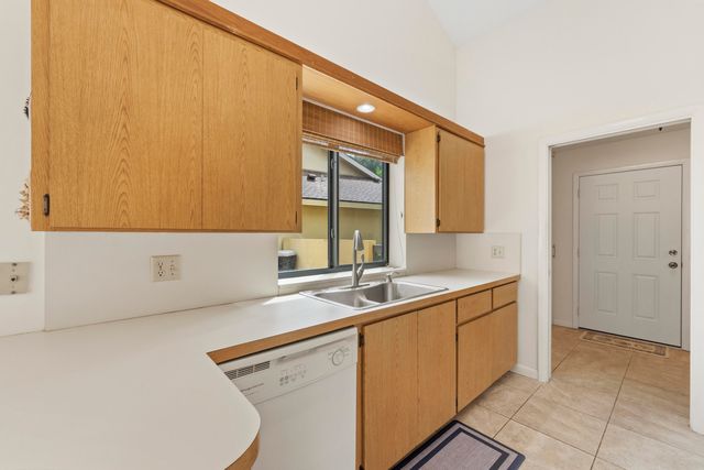 125 Beach Summit Court, Jupiter, FL 33477