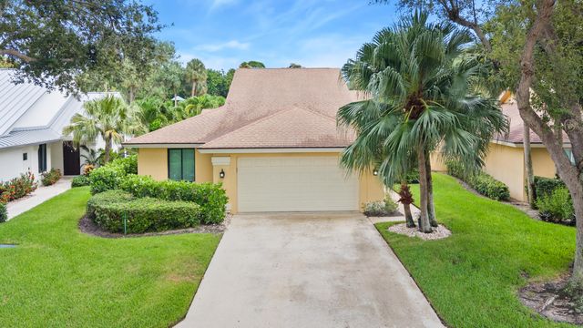 125 Beach Summit Court, Jupiter, FL 33477