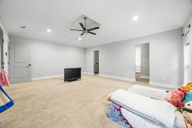 1810 Waterwood Drive, Arlington, TX 76012