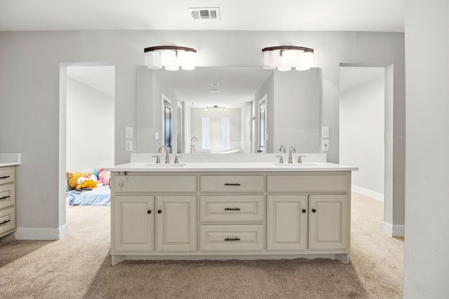 1810 Waterwood Drive, Arlington, TX 76012