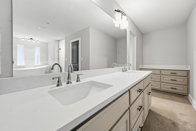 1810 Waterwood Drive, Arlington, TX 76012
