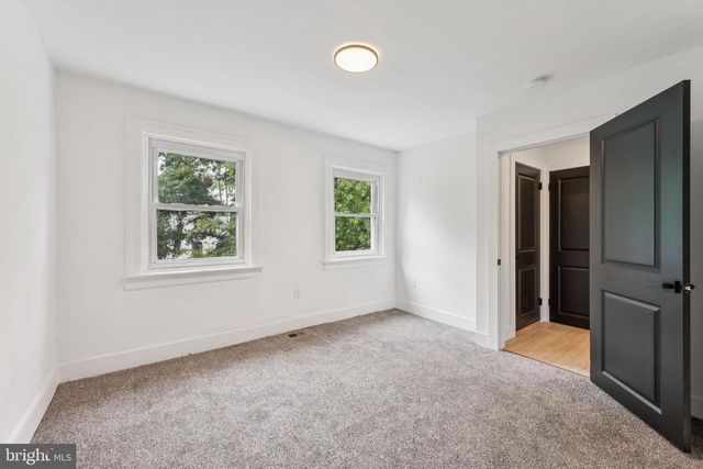818 SYLVAN ST, Camden, NJ 08104